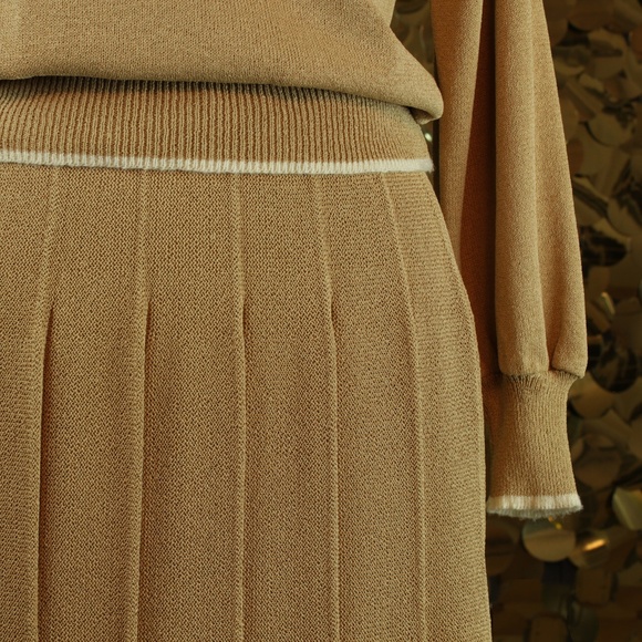 Tan + Offwhite Sweater Skirt Set - Picture 7 of 7